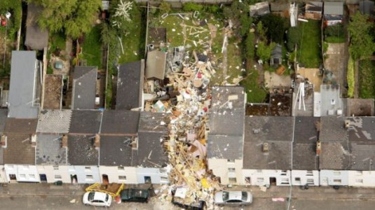 article-2142801-130ab73e000005dc-988_634x419